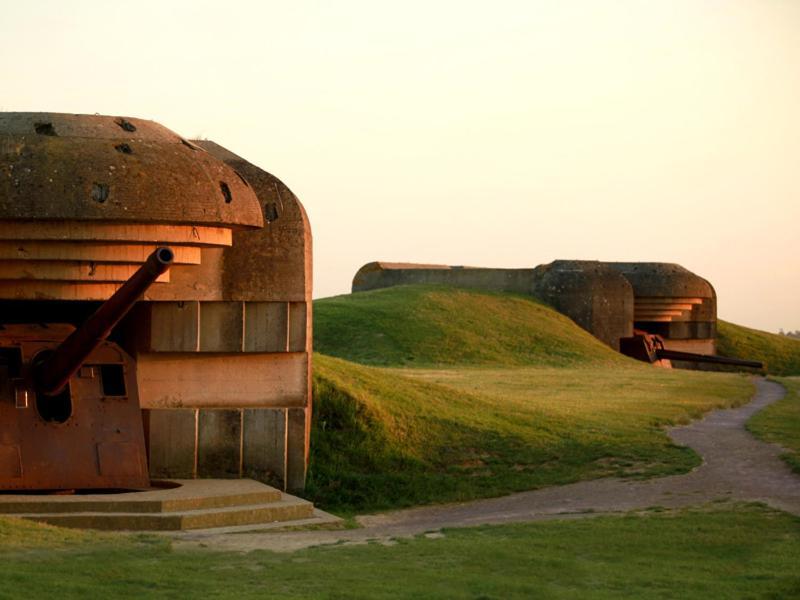 Grand Gite De La Ferme De La Tourelle Longues-sur-Mer Bagian luar foto