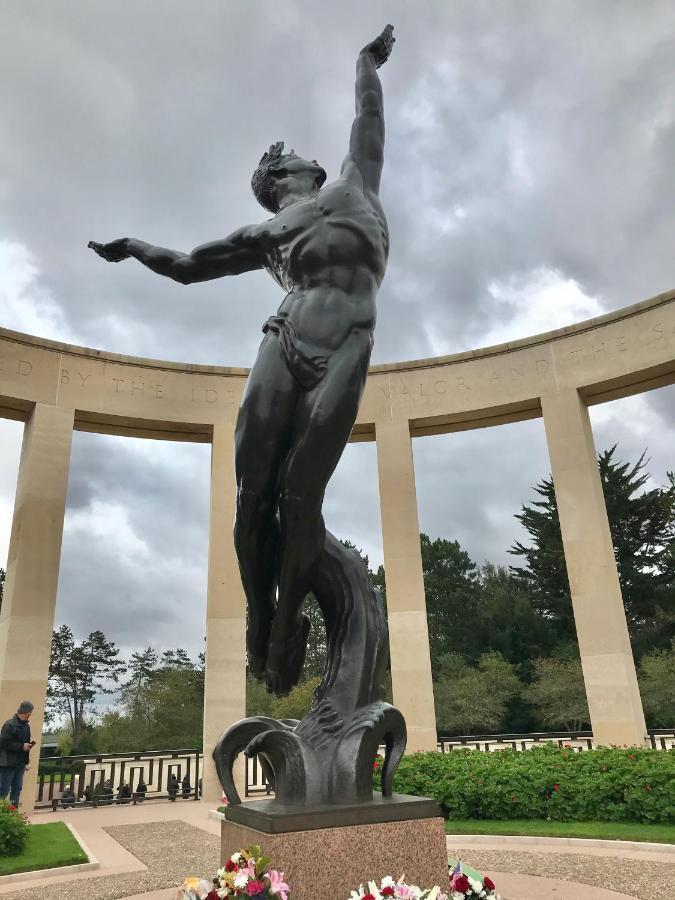 Grand Gite De La Ferme De La Tourelle Longues-sur-Mer Bagian luar foto