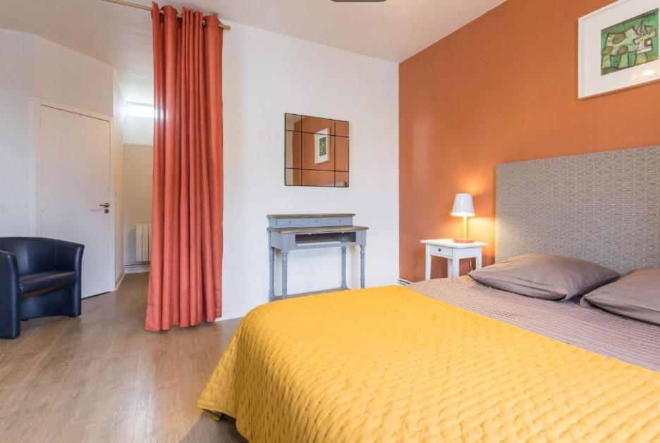 Grand Gite De La Ferme De La Tourelle Longues-sur-Mer Bagian luar foto